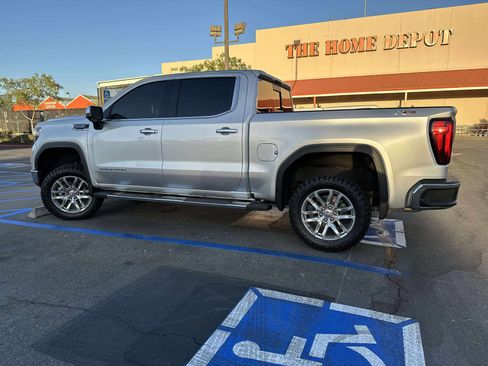Used 2019 GMC Sierra 1500 SLT w/ SLT Premium Package image 6