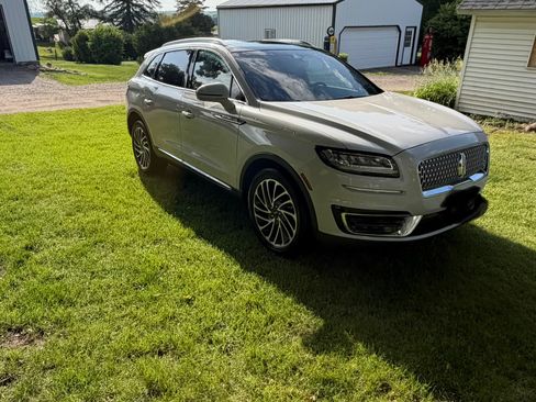 Used 2019 Lincoln Nautilus Reserve w/ Driver Assistance Package AWD/4WD image 5