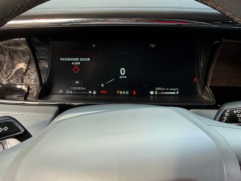 Used 2018 Lincoln Navigator L Reserve image 9