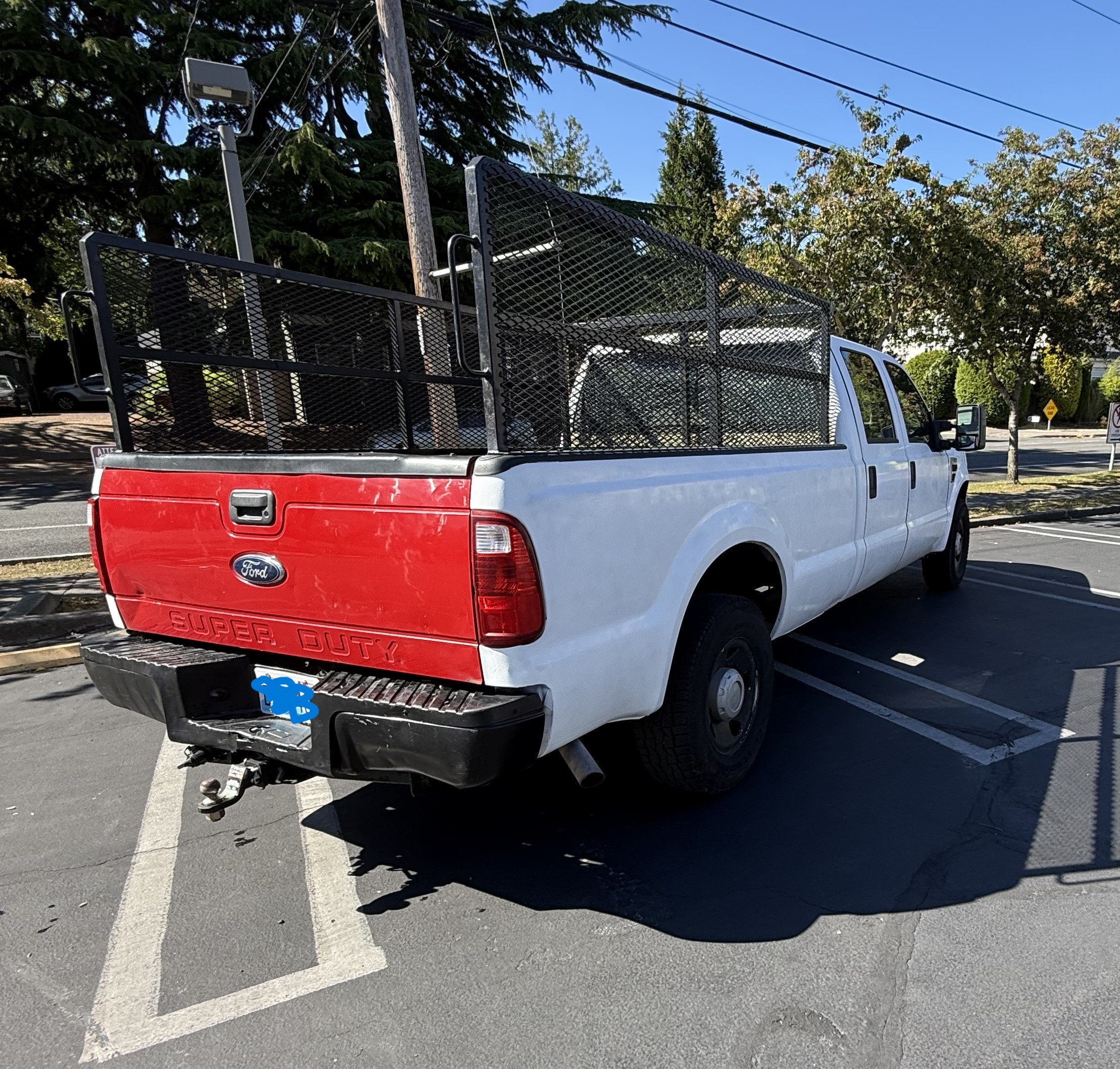 Used 2008 Ford F350 King Ranch RWD image 9