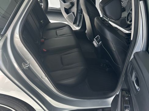 Used 2024 Honda Accord Touring image 10