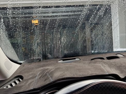 Used 2022 Chevrolet TrailBlazer LT w/ Confidence II Package image 9