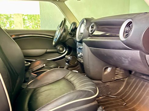 Used 2011 MINI Cooper Hardtop FWD image 11