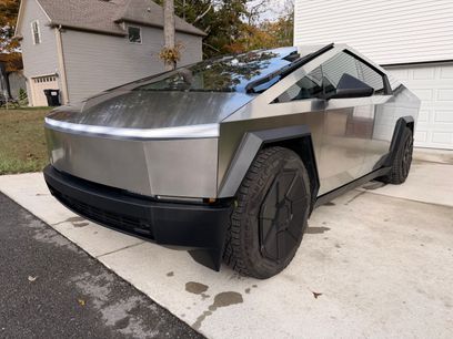 Used 2024 Tesla Cybertruck AWD Crew Cab