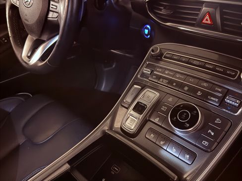 Used 2023 Hyundai Santa Fe Limited image 4