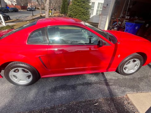 Used 2002 Ford Mustang Coupe image 6