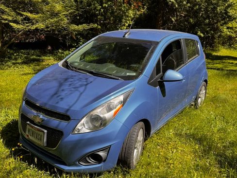 Used 2015 Chevrolet Spark LS FWD image 1