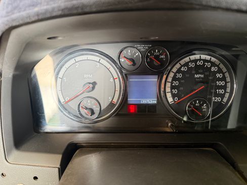 Used 2011 RAM 3500 Laramie RWD image 9