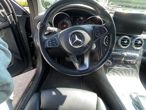 Used 2018 Mercedes-Benz GLC 300 4MATIC image 6