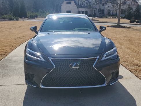 Used 2021 Lexus LS 500 w/ Interior Upgrade Package image 4