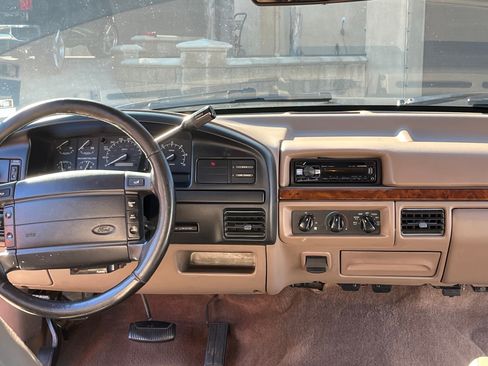 Used 1996 Ford Bronco image 10