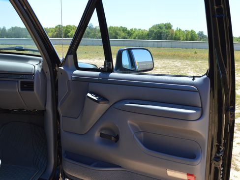 Used 1995 Ford Bronco image 16