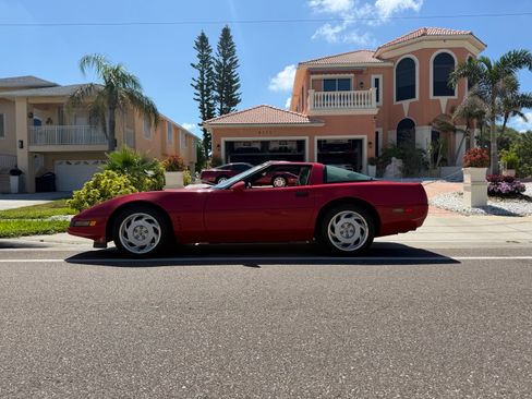 Used 1992 Chevrolet Corvette ZR-1 RWD image 22