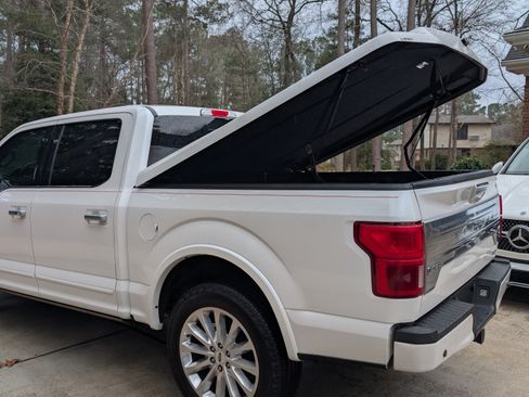 Used 2018 Ford F150 Limited image 8