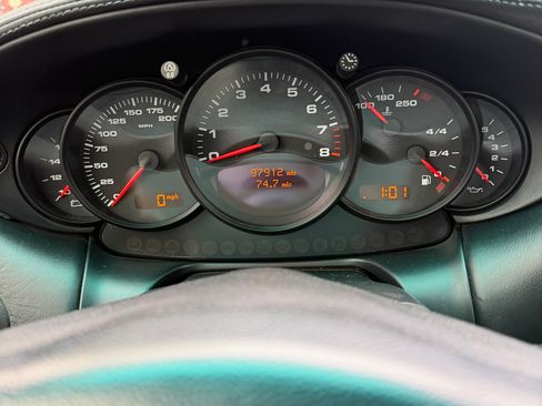 Used 2002 Porsche 911 Carrera 4S image 27