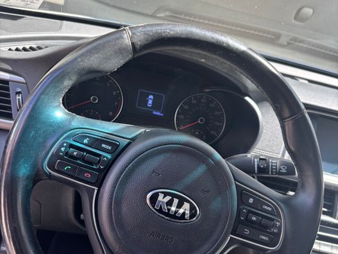 Used 2016 Kia Optima LX w/ Technology Package FWD image 9