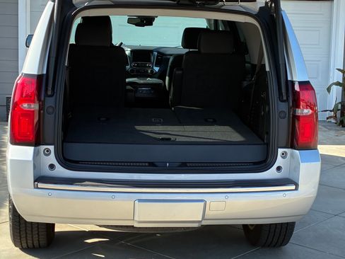 Used 2018 Chevrolet Tahoe Premier RWD image 6