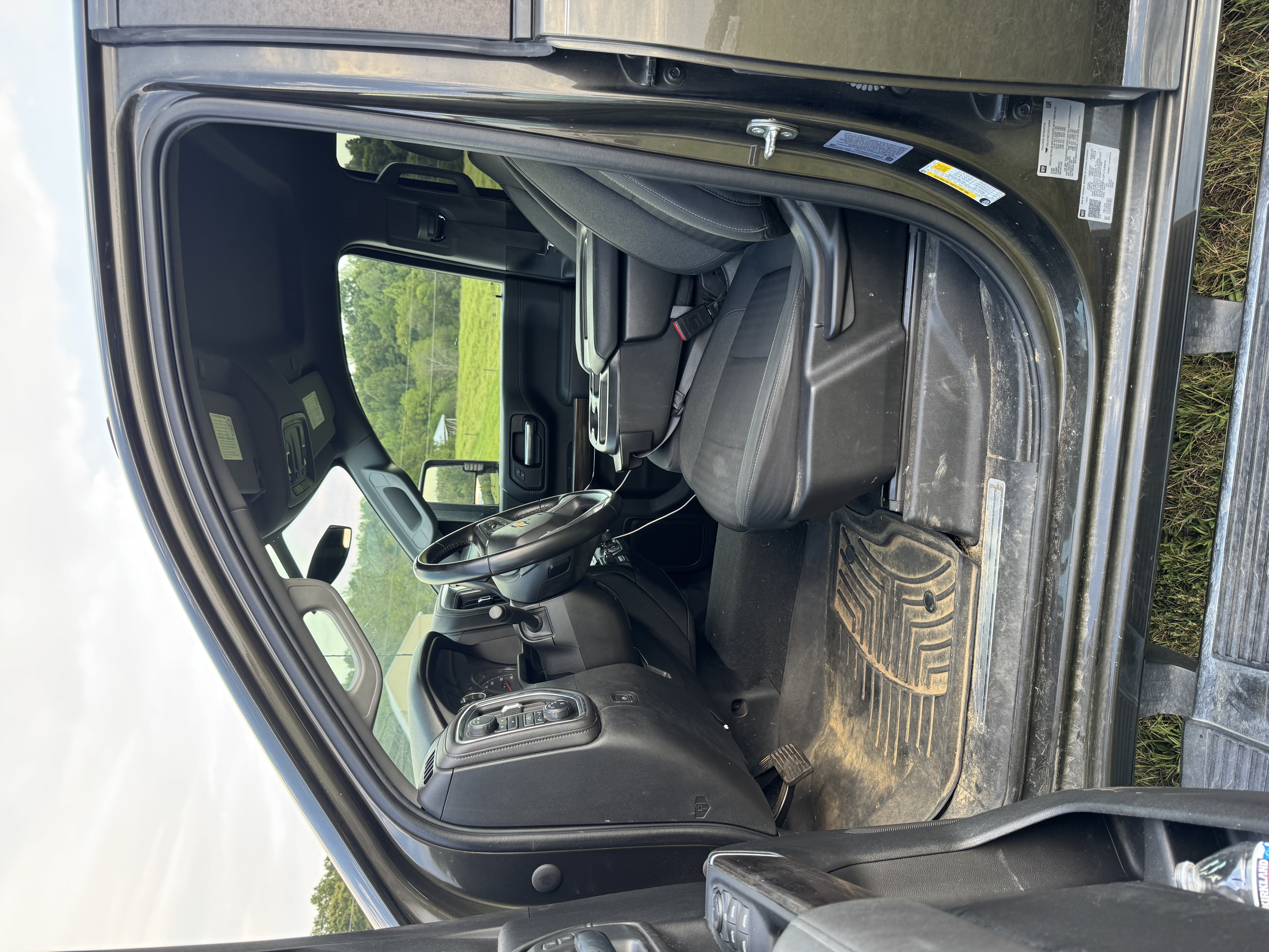 Used 2023 Chevrolet Silverado 2500 LT AWD/4WD image 8