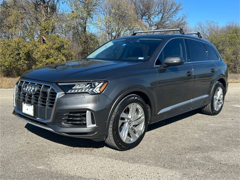 Used 2020 Audi Q7 3.0T Prestige w/ Prestige Package image 1