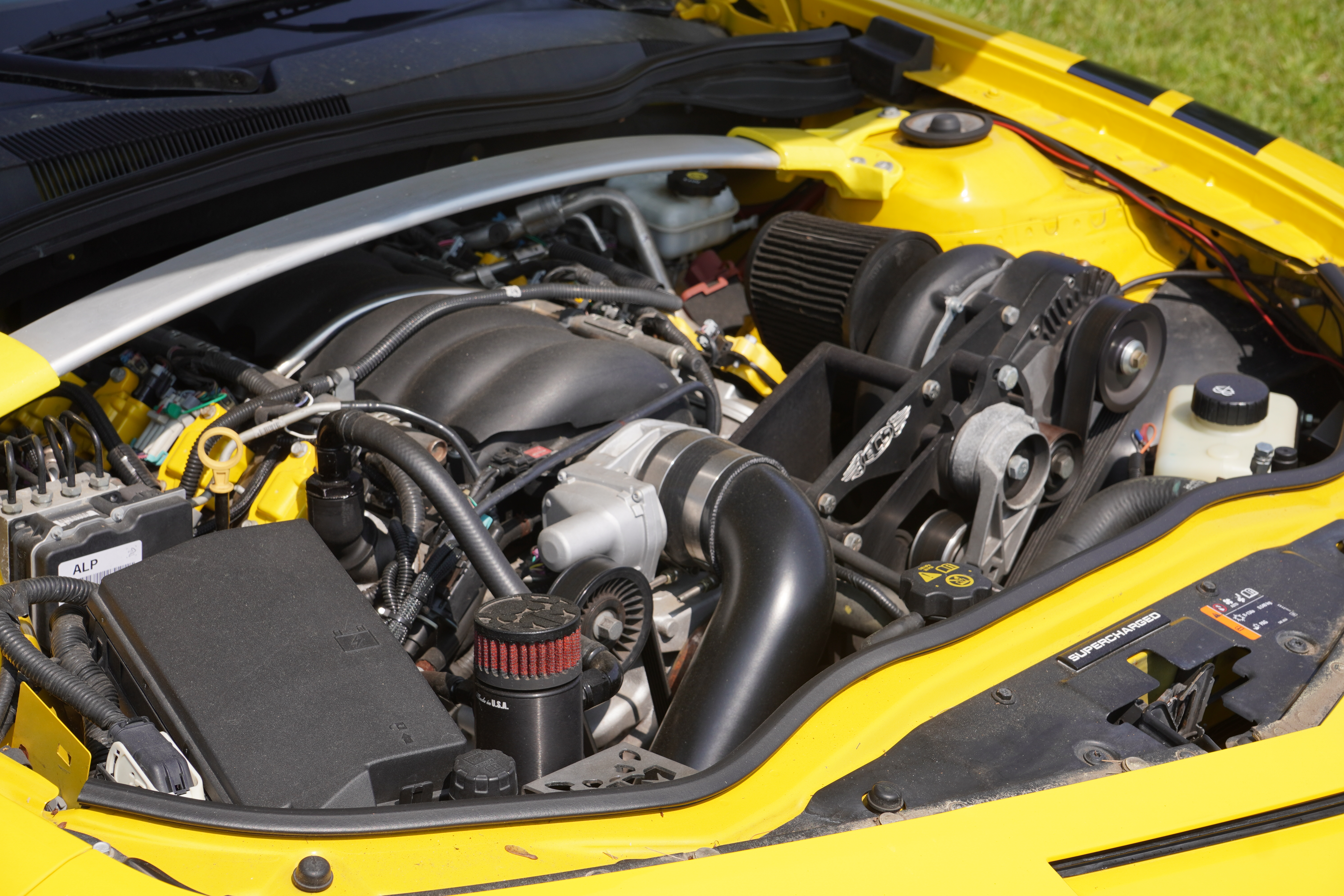 Used 2013 Chevrolet Camaro SS RWD image 11