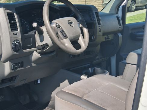 Used 2017 Nissan NV 2500 SV w/ Technology Package image 15
