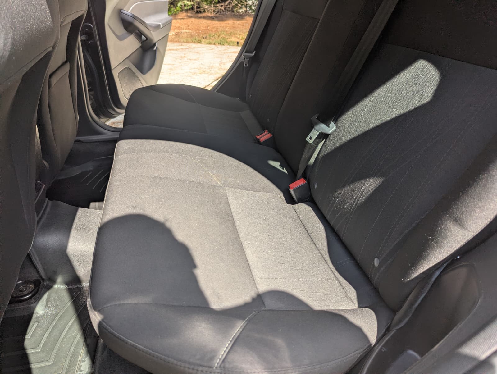 Used 2018 Ford Focus SE FWD image 14