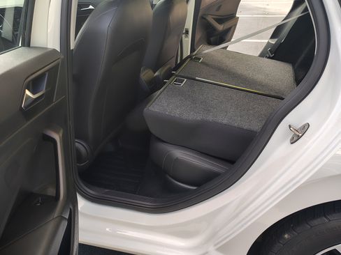 Used 2019 Volkswagen Jetta SE w/ Cold Weather Package image 13