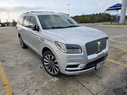 Used 2019 Lincoln Navigator L Select w/ Cargo Package image 1