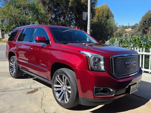 Used 2017 GMC Yukon Denali w/ Open Road Package image 1