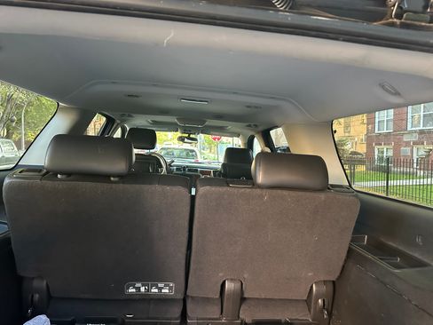 Used 2014 Chevrolet Suburban LTZ image 22