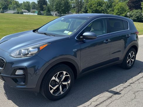 Used 2020 Kia Sportage LX AWD/4WD image 6