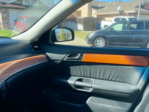 Used 2007 INFINITI M35 w/ Technology Pkg image 18