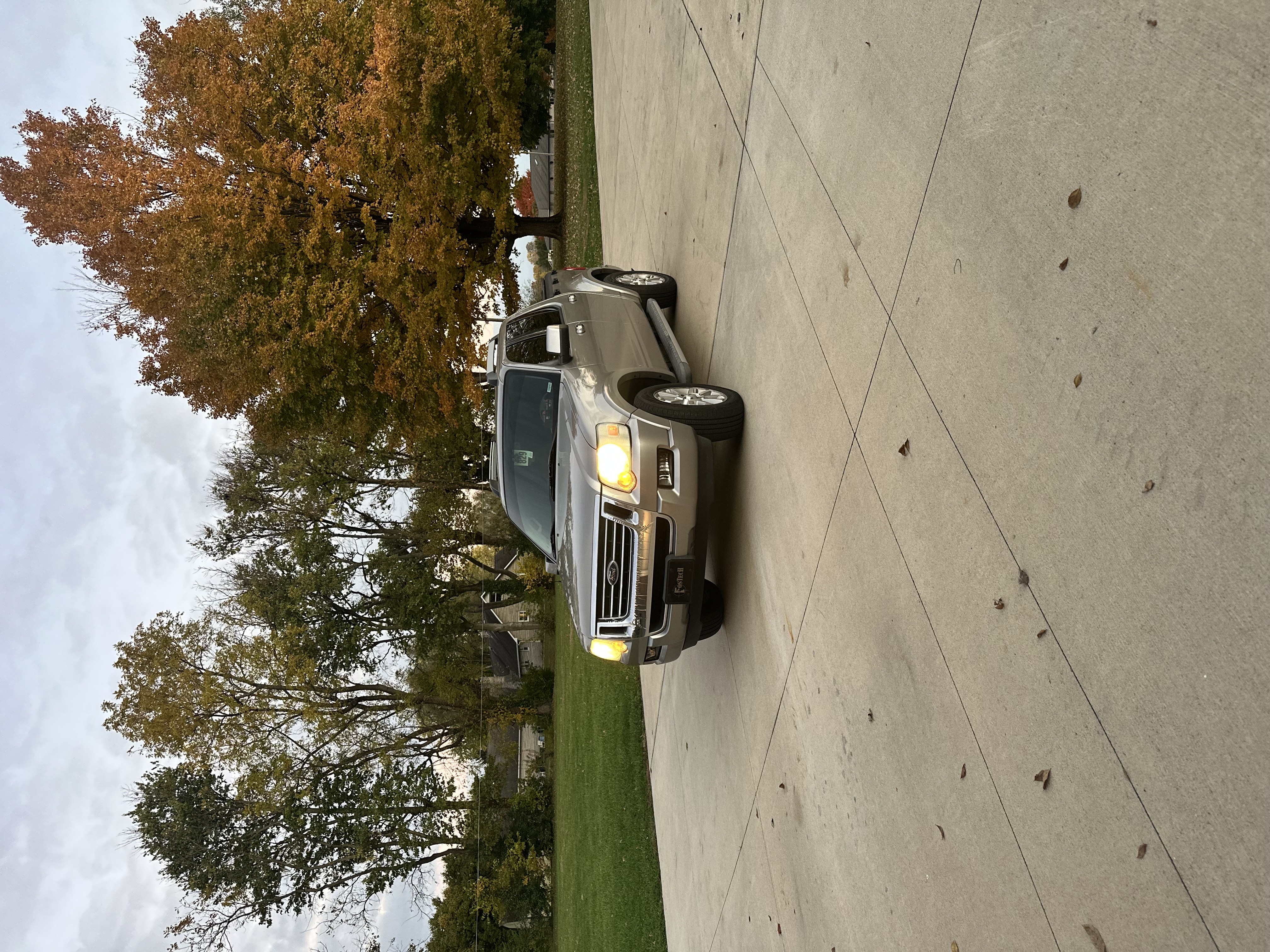 Used 2008 Ford Explorer Sport Trac Limited AWD/4WD image 1