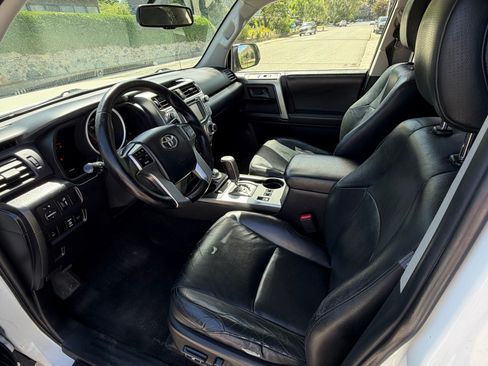 Used 2012 Toyota 4Runner Limited w/ Convenience Pkg AWD/4WD image 9