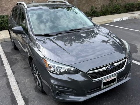 Used 2019 Subaru Impreza 2.0i Premium image 8