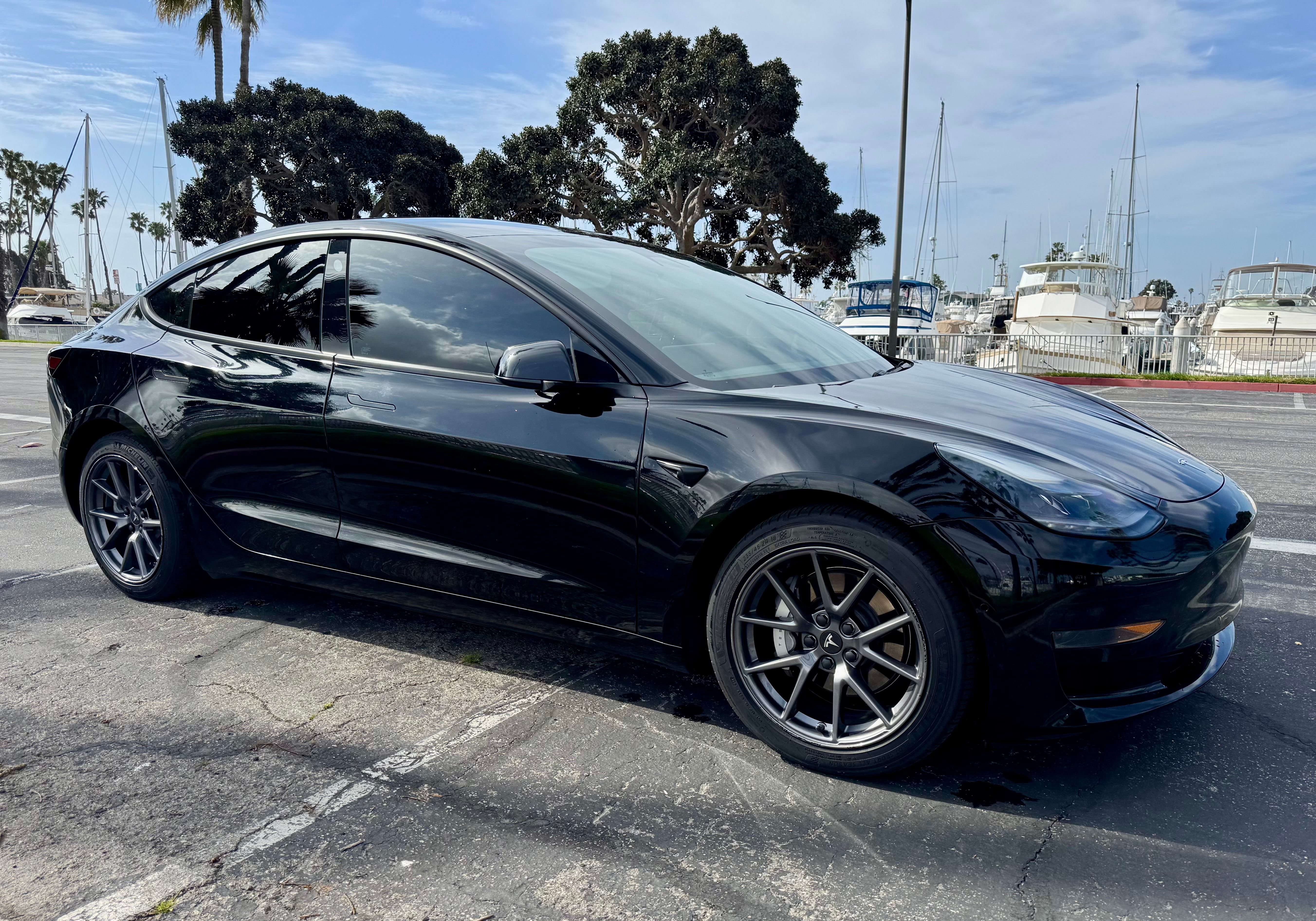 Used 2021 Tesla Model 3 Standard Range Plus RWD image 9