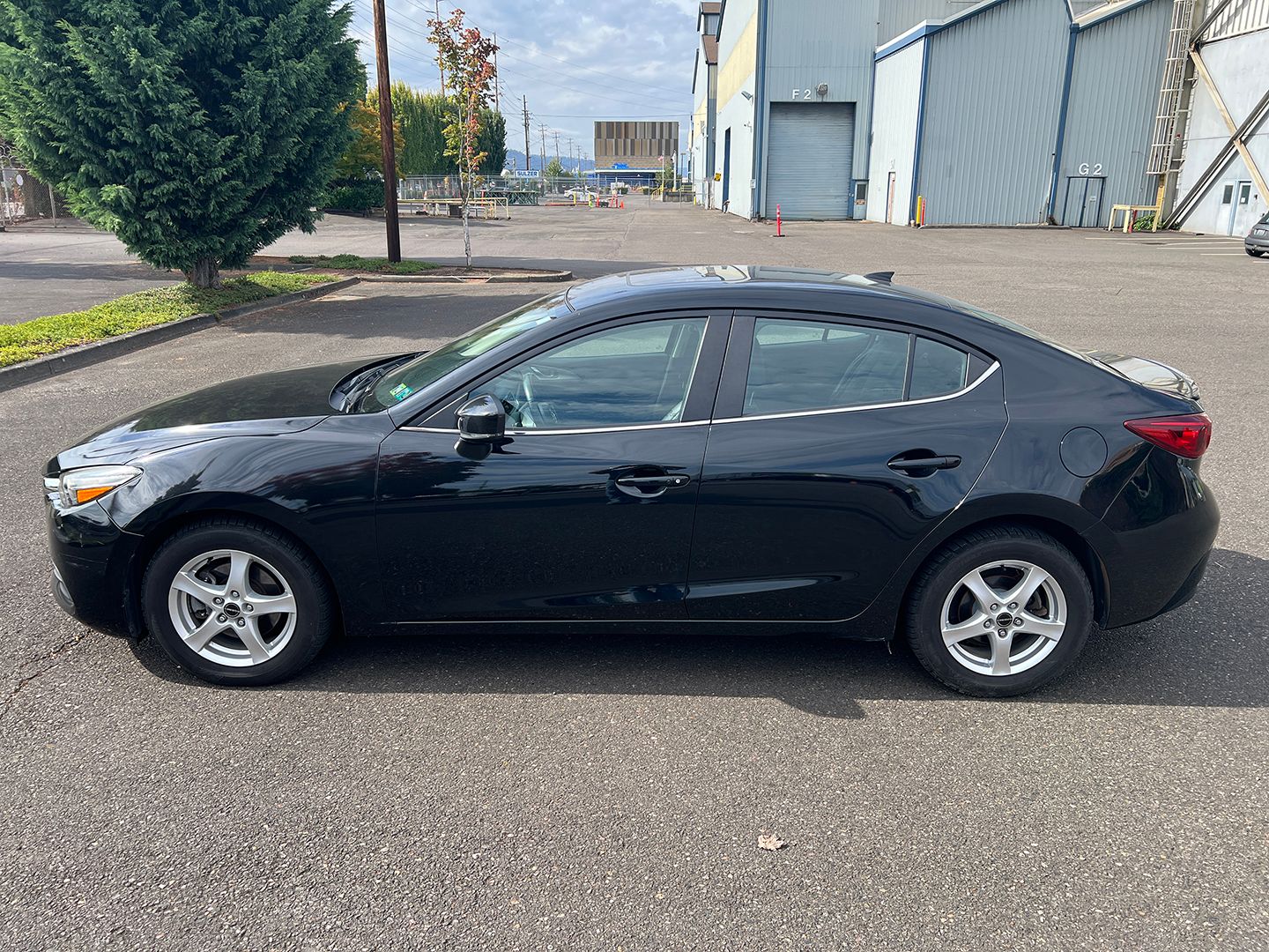 Used 2018 MAZDA MAZDA3 Touring FWD image 5