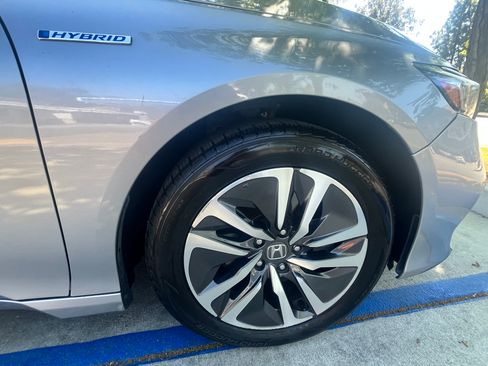 Used 2020 Honda Accord EX image 5