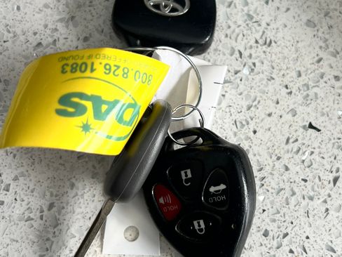 Used 2012 Toyota Corolla S image 28