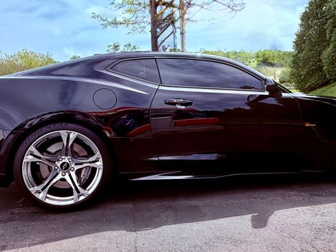 Used 2020 Chevrolet Camaro ZL1 image 8