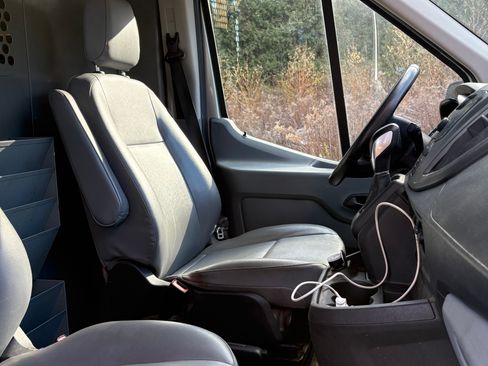 Used 2017 Ford Transit 250 148 Medium Roof image 9