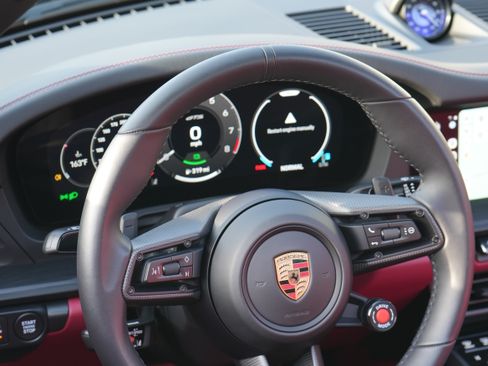 Used 2025 Porsche 911 Targa 4 GTS image 25