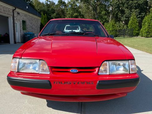 Used 1992 Ford Mustang LX image 2