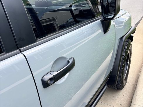 Used 2013 Toyota FJ Cruiser 4WD w/ Trail Teams Special Edition image 21