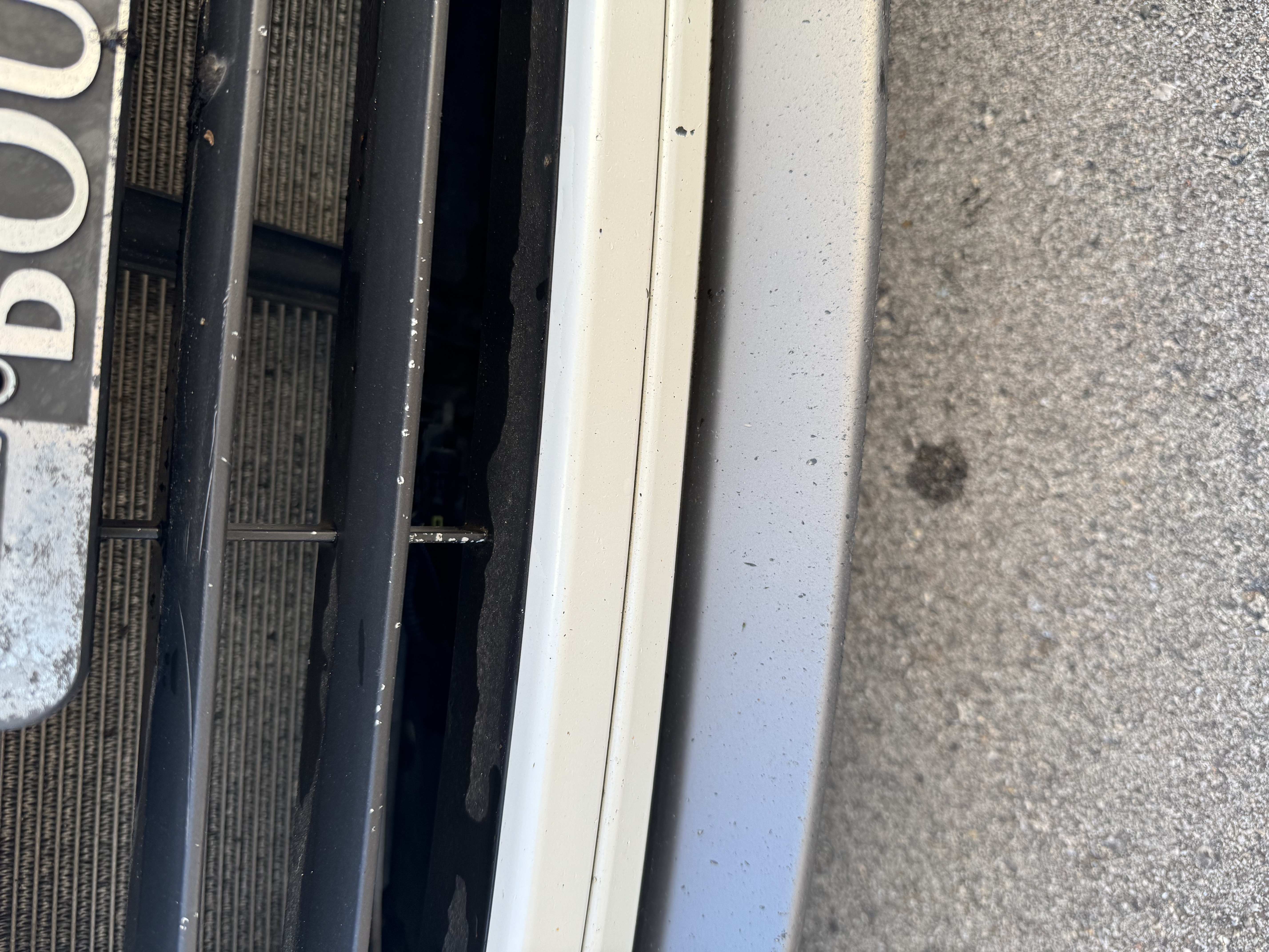 Used 2013 Hyundai Veloster Turbo FWD image 29