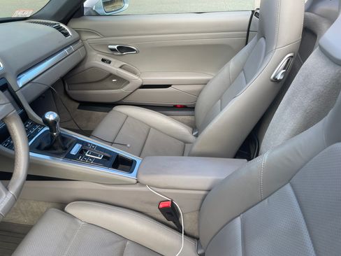 Used 2014 Porsche Boxster S RWD image 19