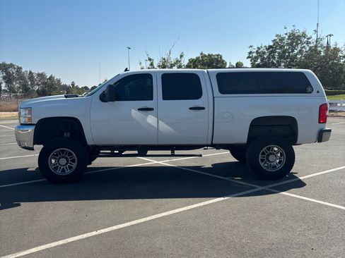 Used 2007 Chevrolet Silverado 2500 LT w/ 2LT Convenience Package RWD image 1