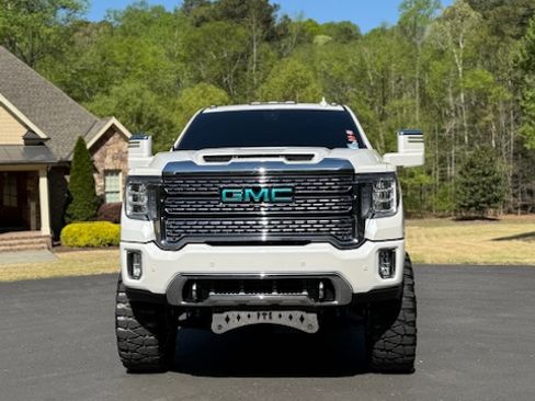 Used 2022 GMC Sierra 2500 Denali AWD/4WD image 1