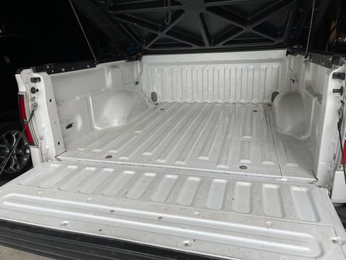 Used 2011 Ford F150 Lariat image 14