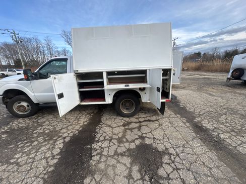 Used 2016 Ford F350 XL w/ Power Equipment Group AWD/4WD image 11